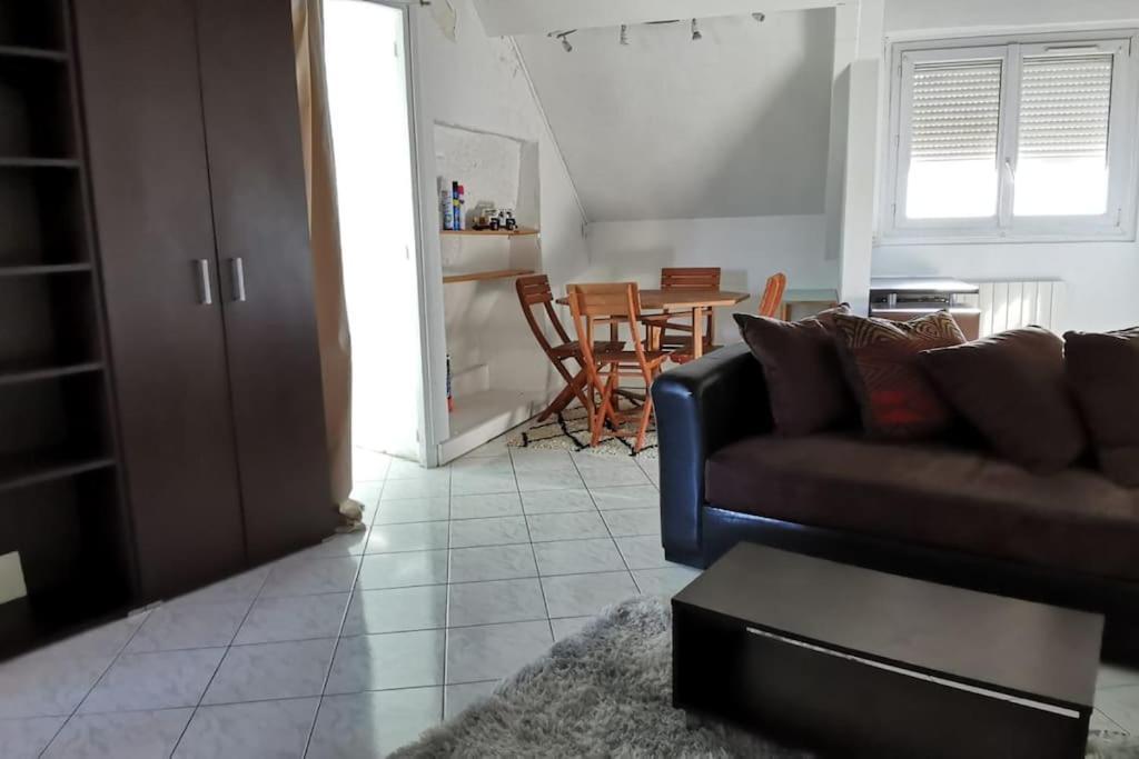 Apartment F2 35-44m2 9 Mins Voiture Chateau 4pers 1ch+sejour *