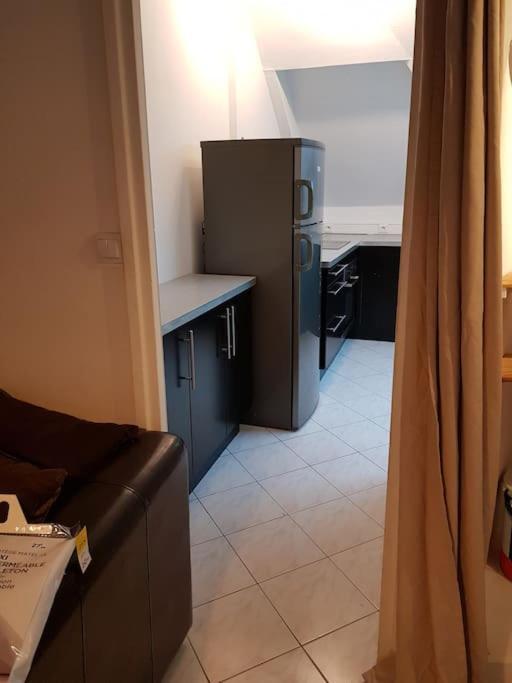F2 35-44m2 9 Mins Voiture Chateau 4pers 1ch+sejour Apartment Le Chesnay (Yvelines)